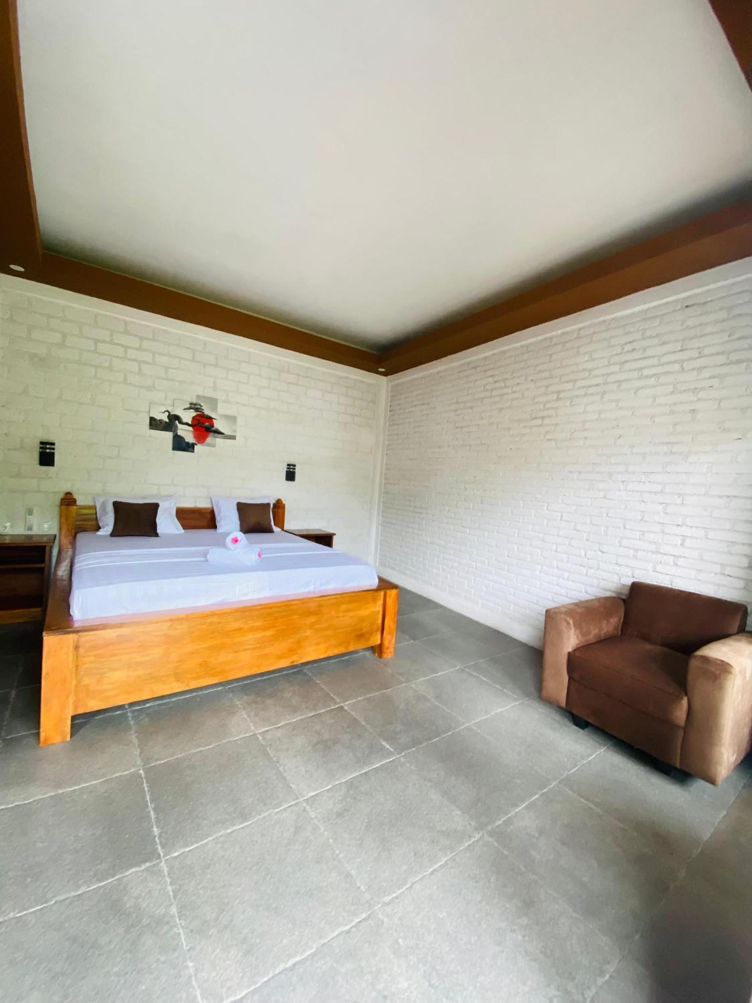 Arista Homestay Tetebatu Exterior photo
