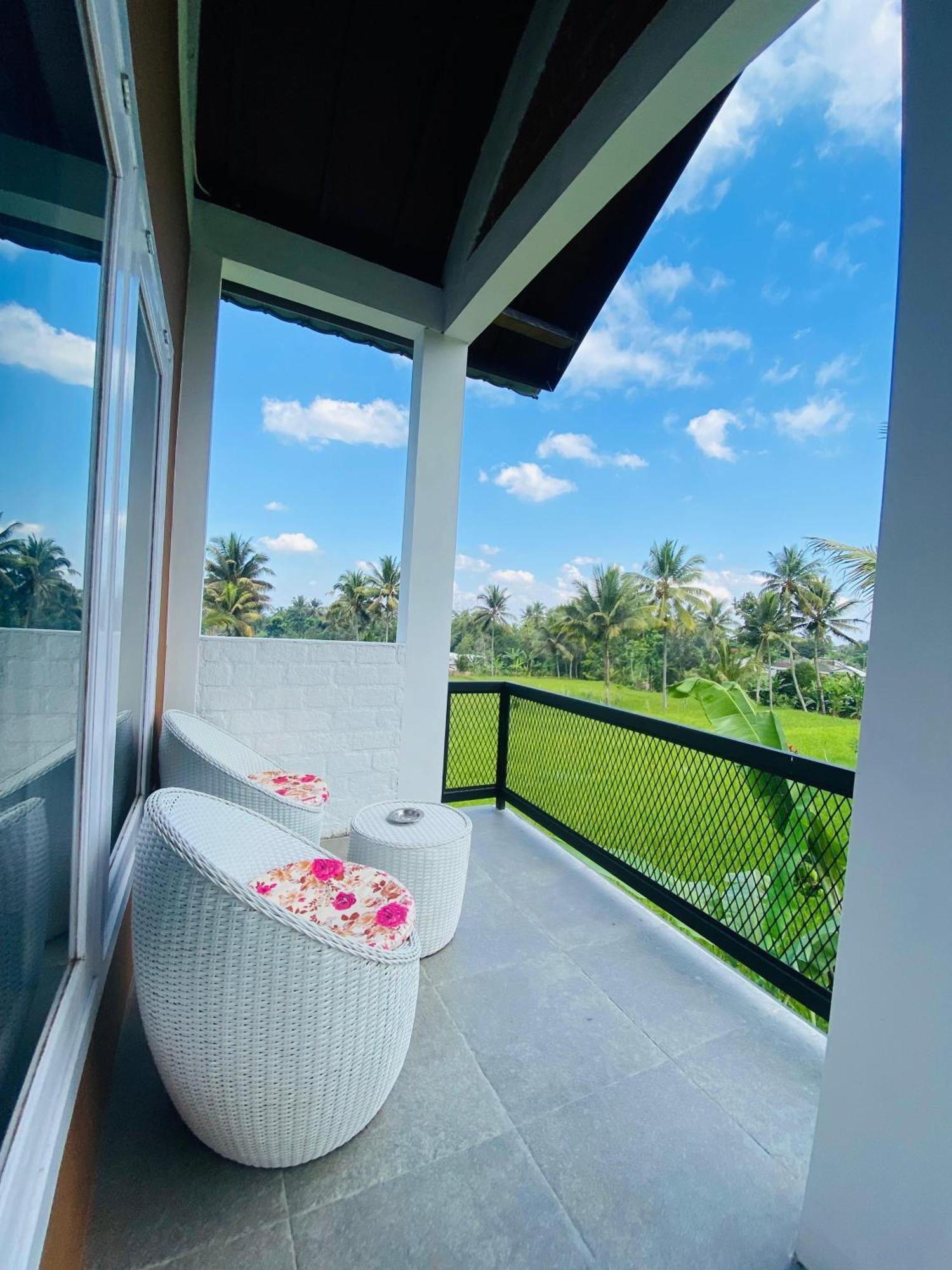 Arista Homestay Tetebatu Exterior photo
