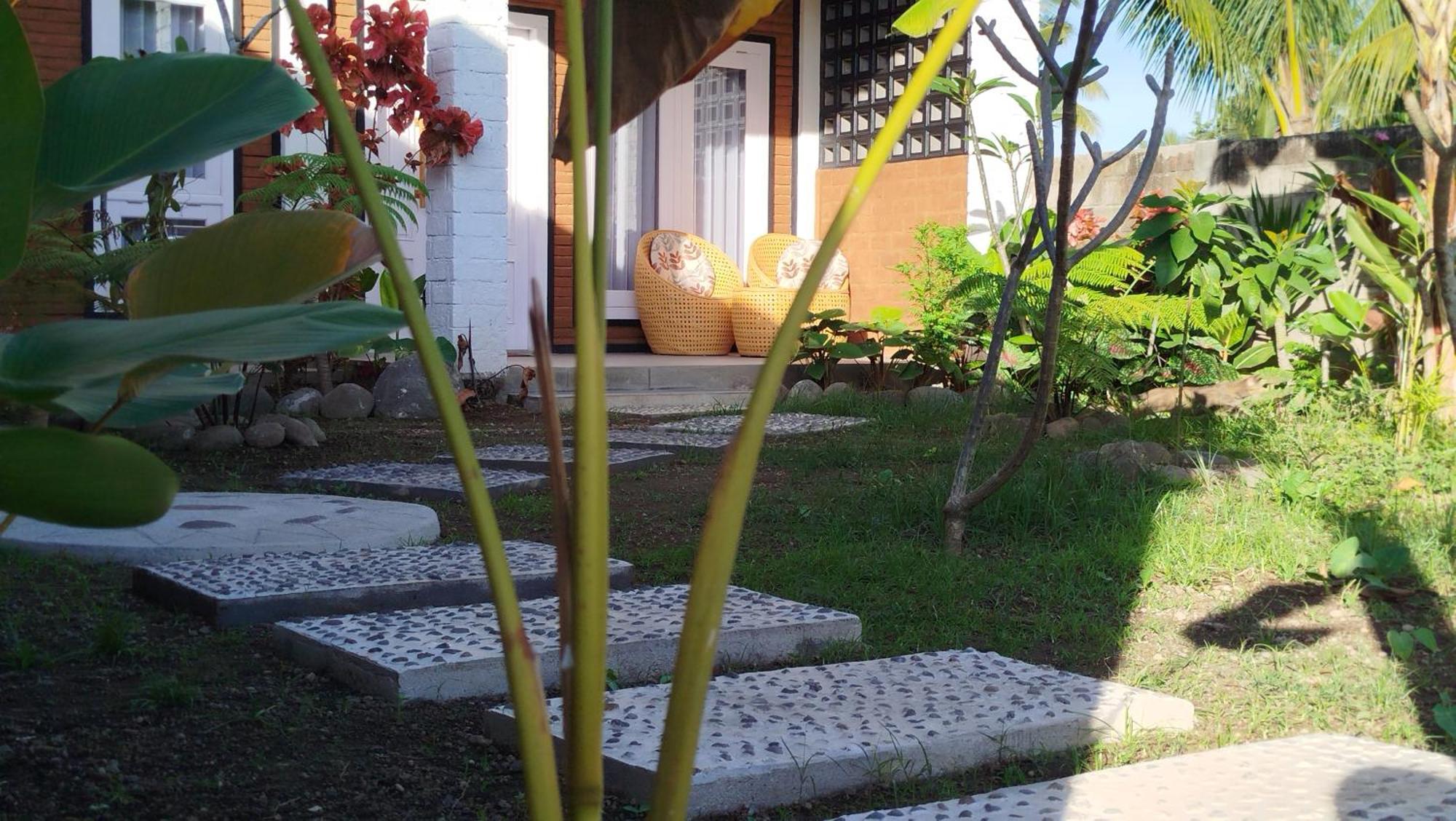 Arista Homestay Tetebatu Exterior photo